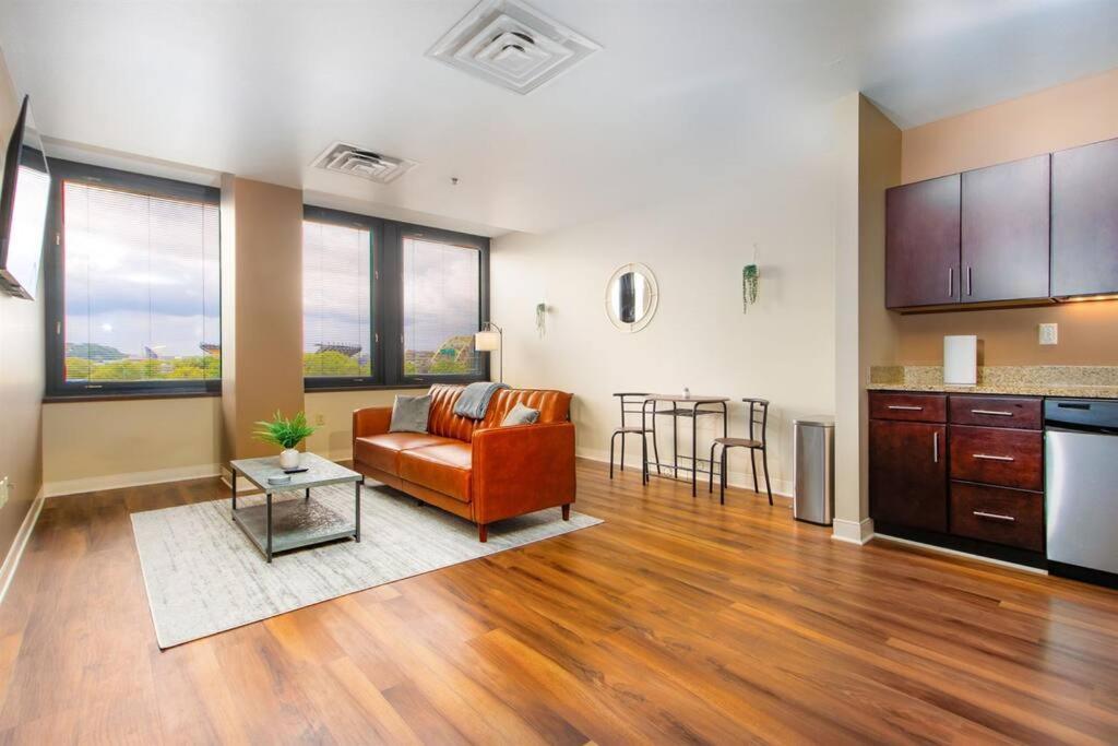 Sprawling Stadium Views Wonderful Location 24-7 Parking Gym Lounge Pittsburgh Exterior foto