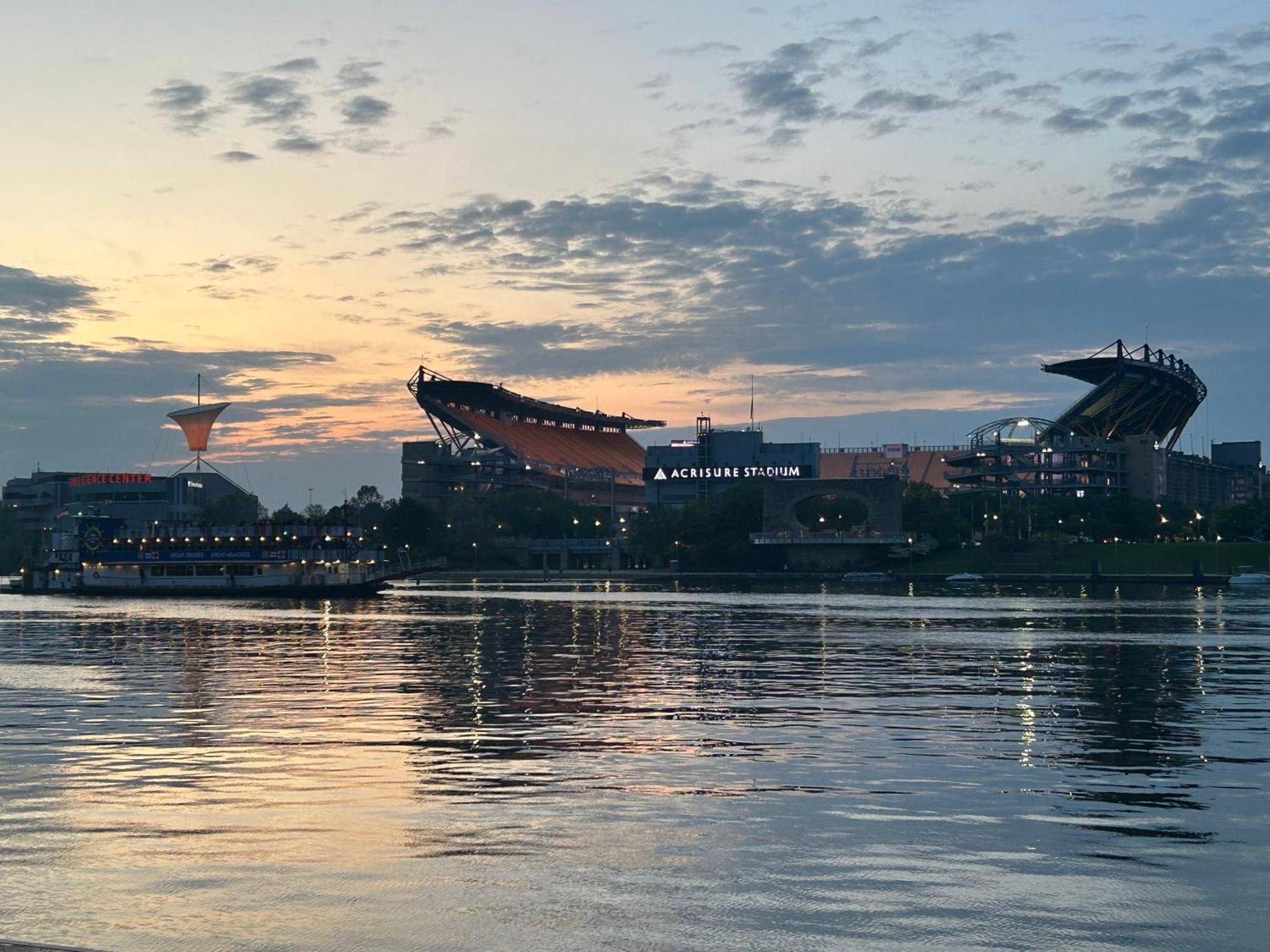 Sprawling Stadium Views Wonderful Location 24-7 Parking Gym Lounge Pittsburgh Exterior foto